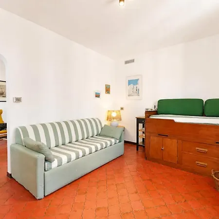 Hostdomus - La Piazzetta Sul Mare * Varigotti